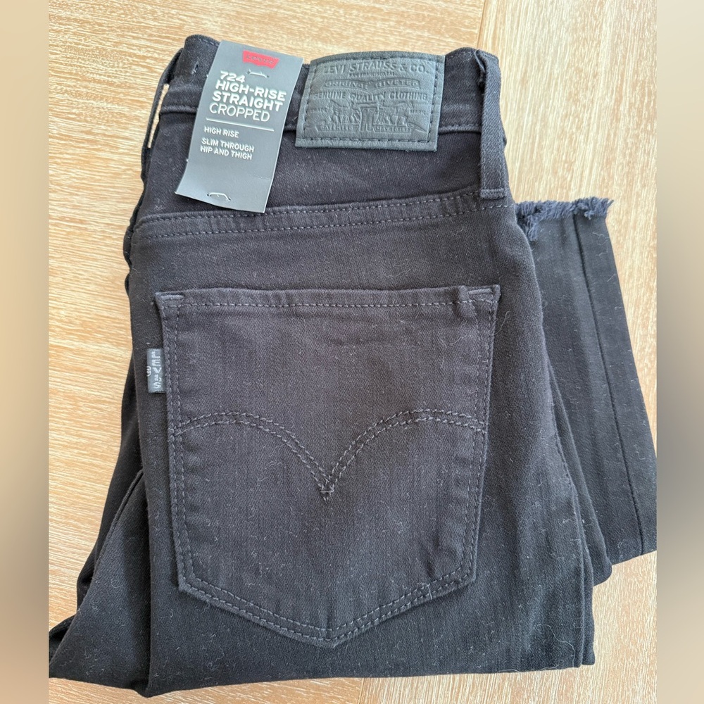 Levi's Premium 724 Black High-Rise Straight Cropped Jeans